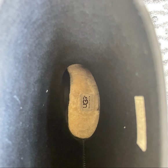 Ugg Rainboots! - Picture 6 of 11